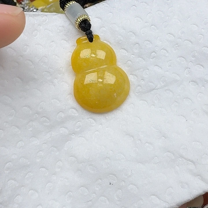 颈饰9K金镶嵌翡翠11