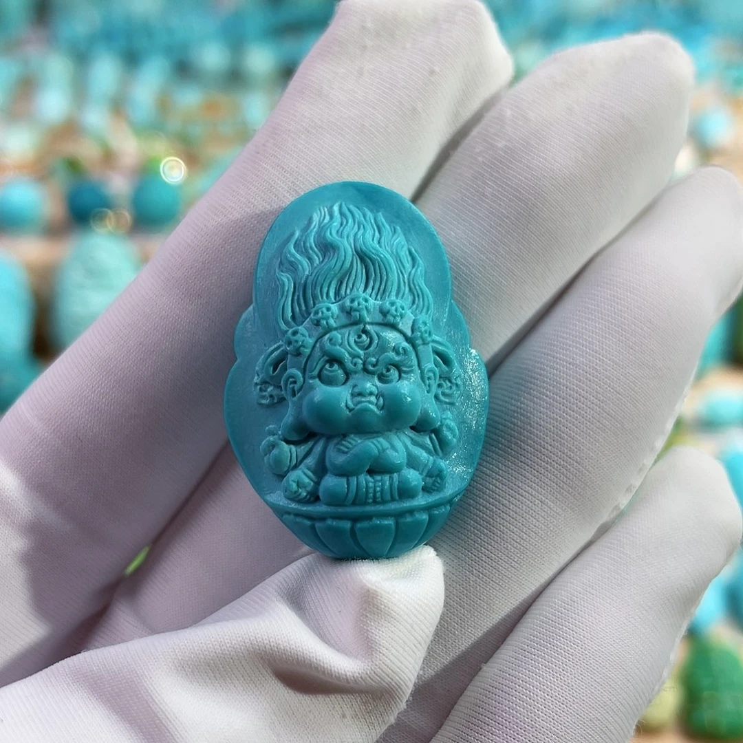 绿松石未镶嵌珠宝奇石