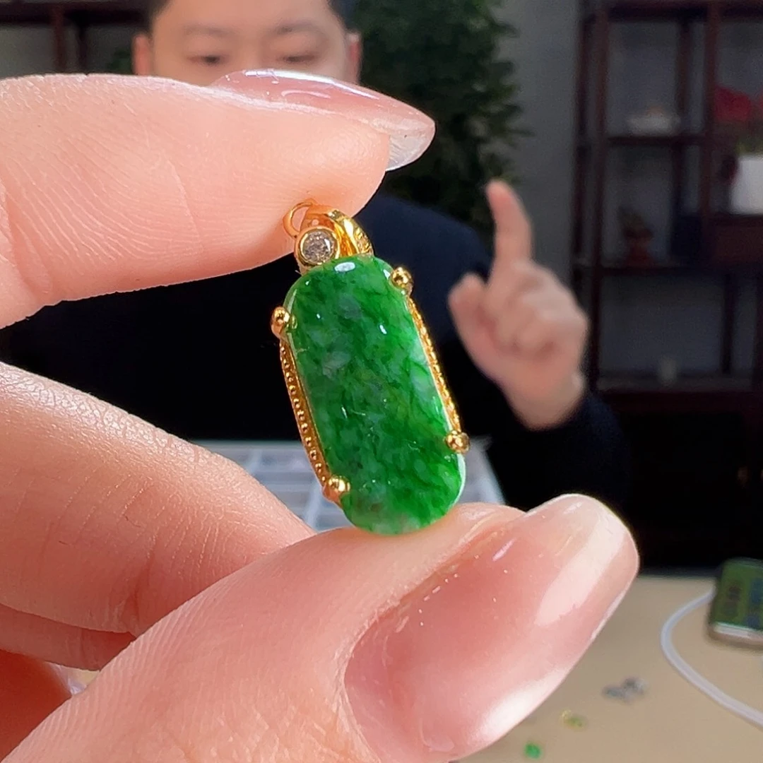 翡翠颈饰银S925镶嵌吊坠60