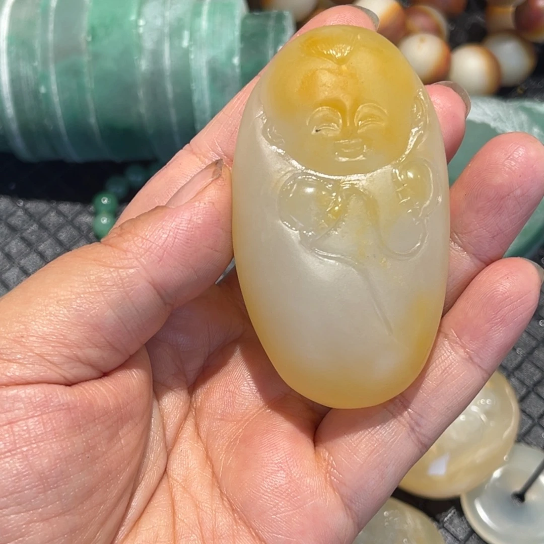 石英质玉（非洲翠）未镶嵌摆件