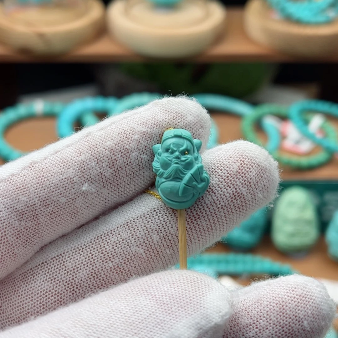 未镶嵌绿松石珠宝奇石