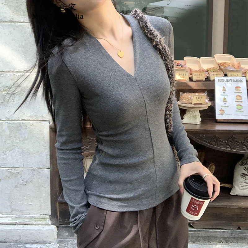 【铭邦世家】V领鱼骨打底衫纯欲修身显瘦遮肉洋气时尚外穿内搭上衣