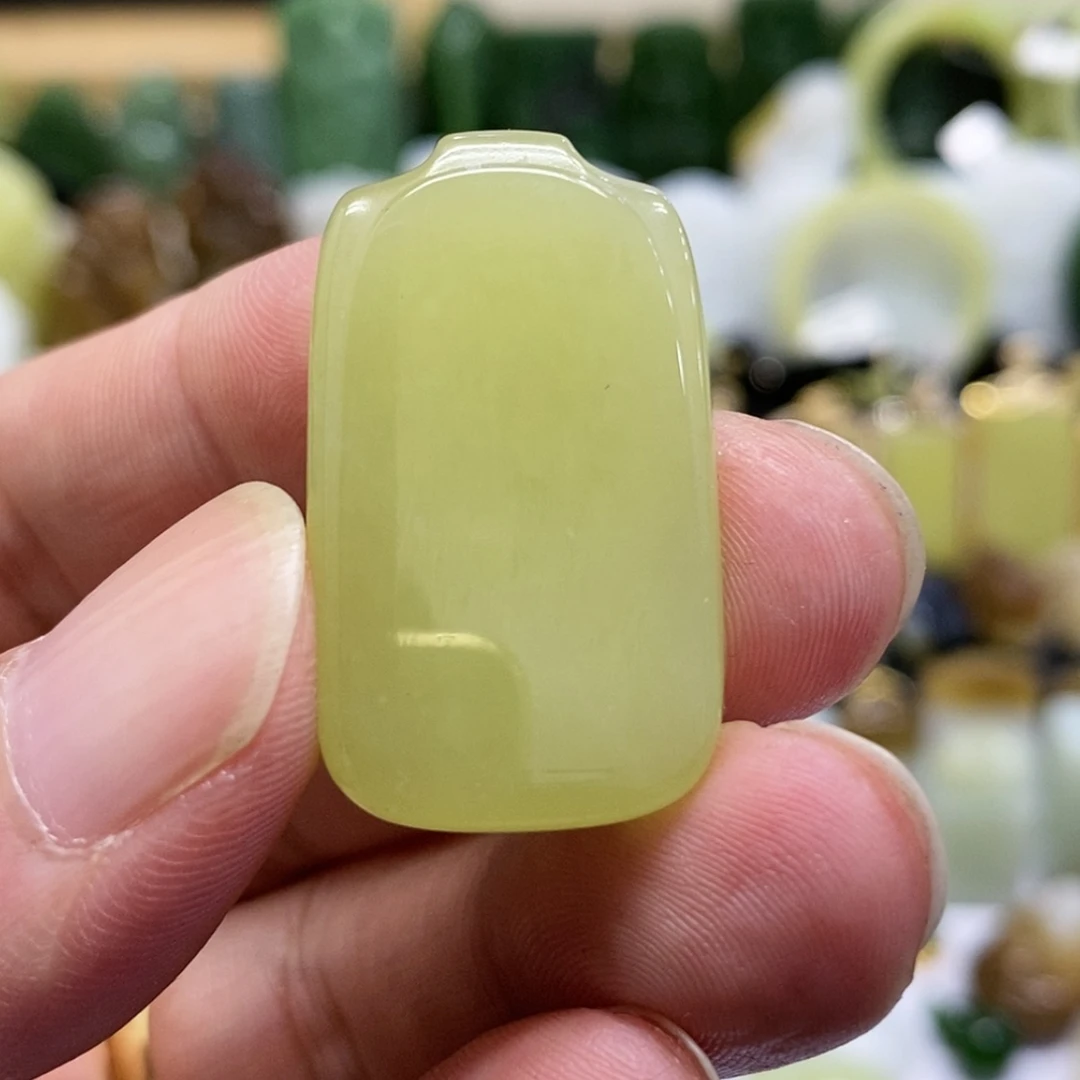 【闪购商品】颈饰未镶嵌和田玉