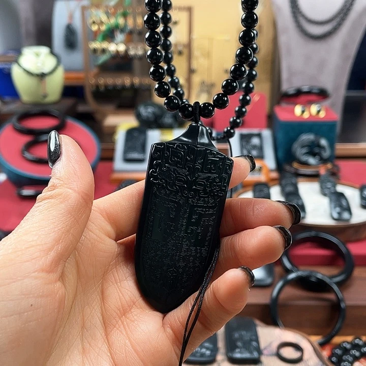 和田玉挂件未镶嵌泰**若藏收款特价，中号，卡6，108平价