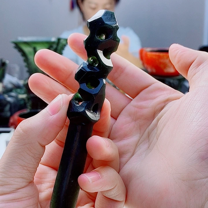 和田玉（青玉）未镶嵌把件