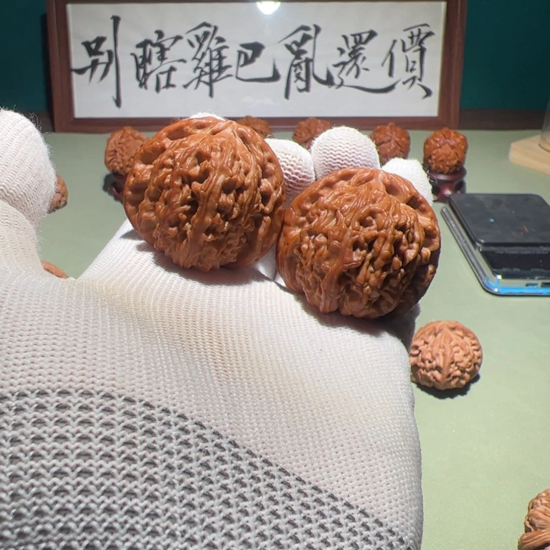 文玩核桃把件41白狮子球白