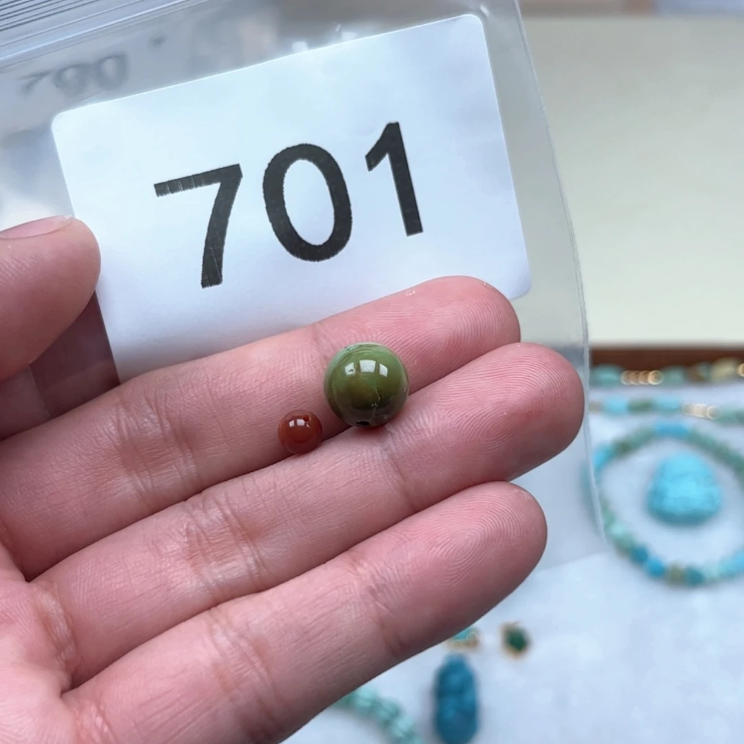 南红玛瑙未镶嵌珠宝奇石