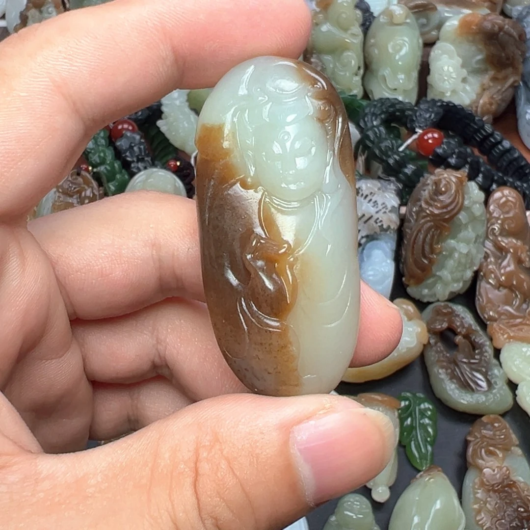 和田玉未镶嵌挂件