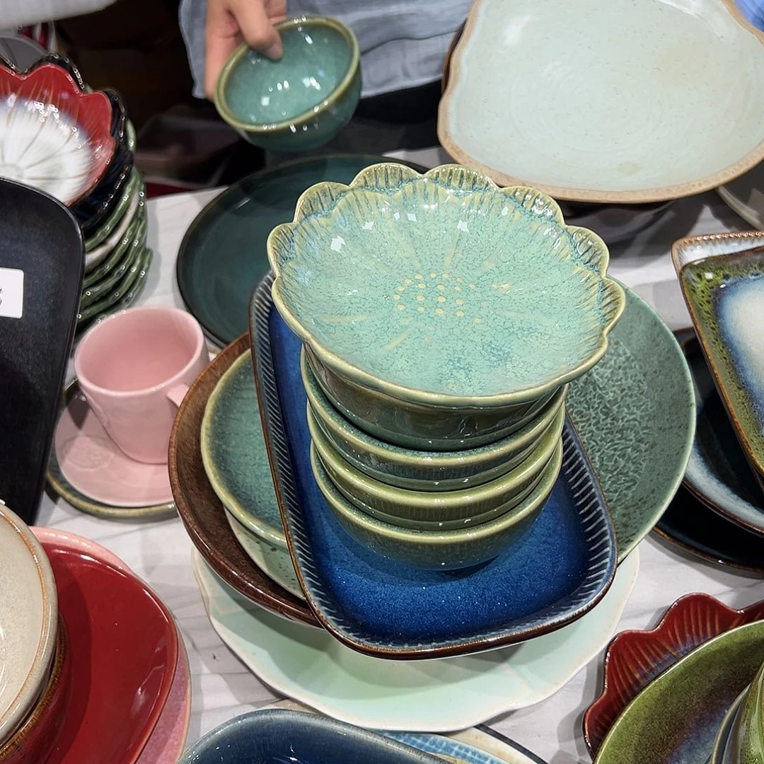 瓷片Y****Q四个。