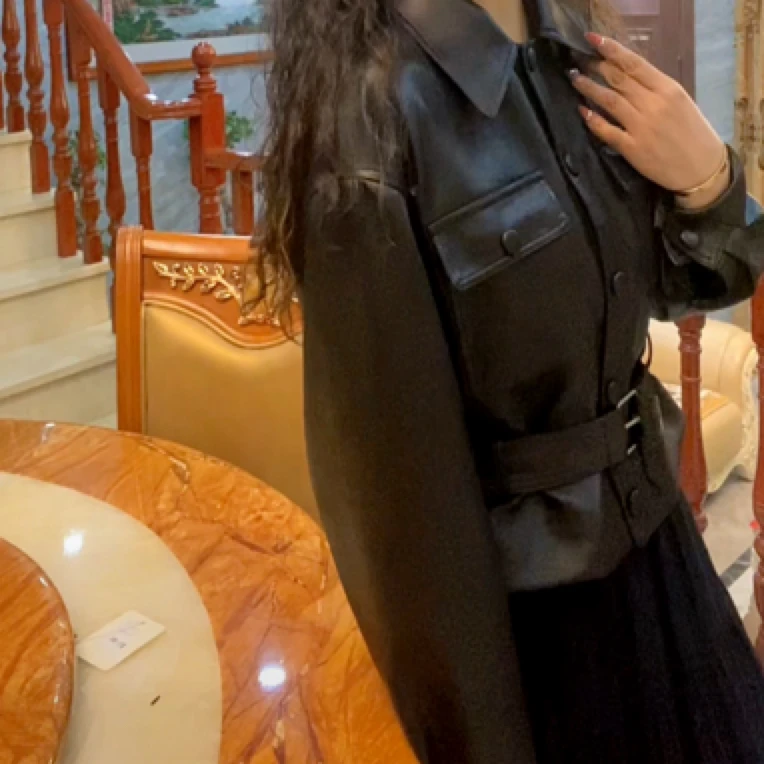 新款时尚休闲皮外套