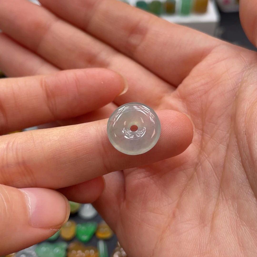 翡翠裸石缅甸翡翠天然翡翠