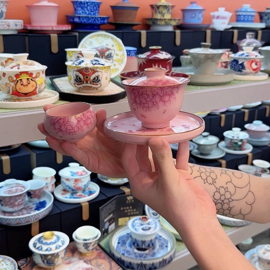 他是最爱她爱得太过