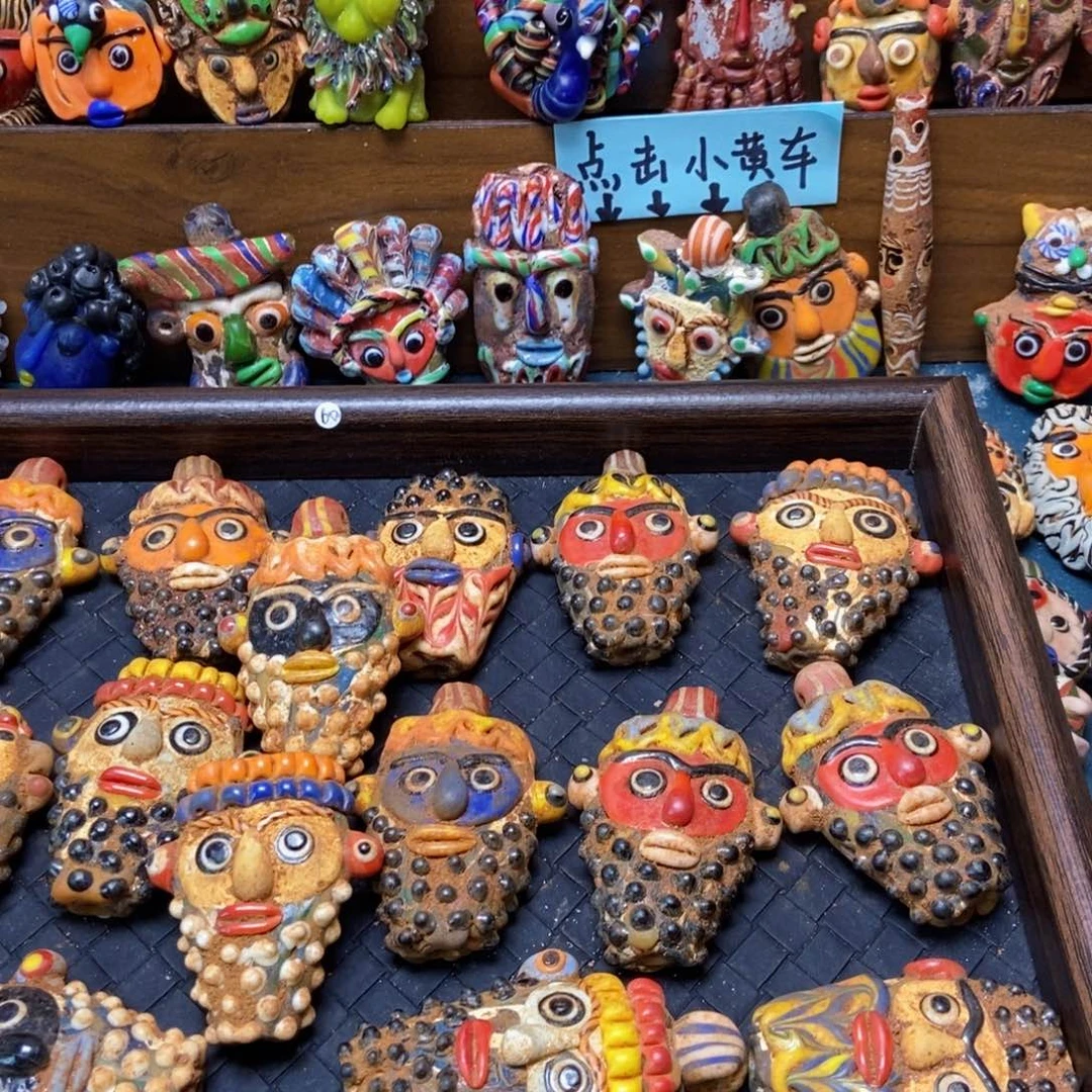 颈饰琉璃玉米娃娃