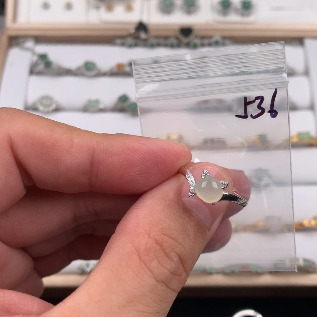 未镶嵌戒指翡翠536