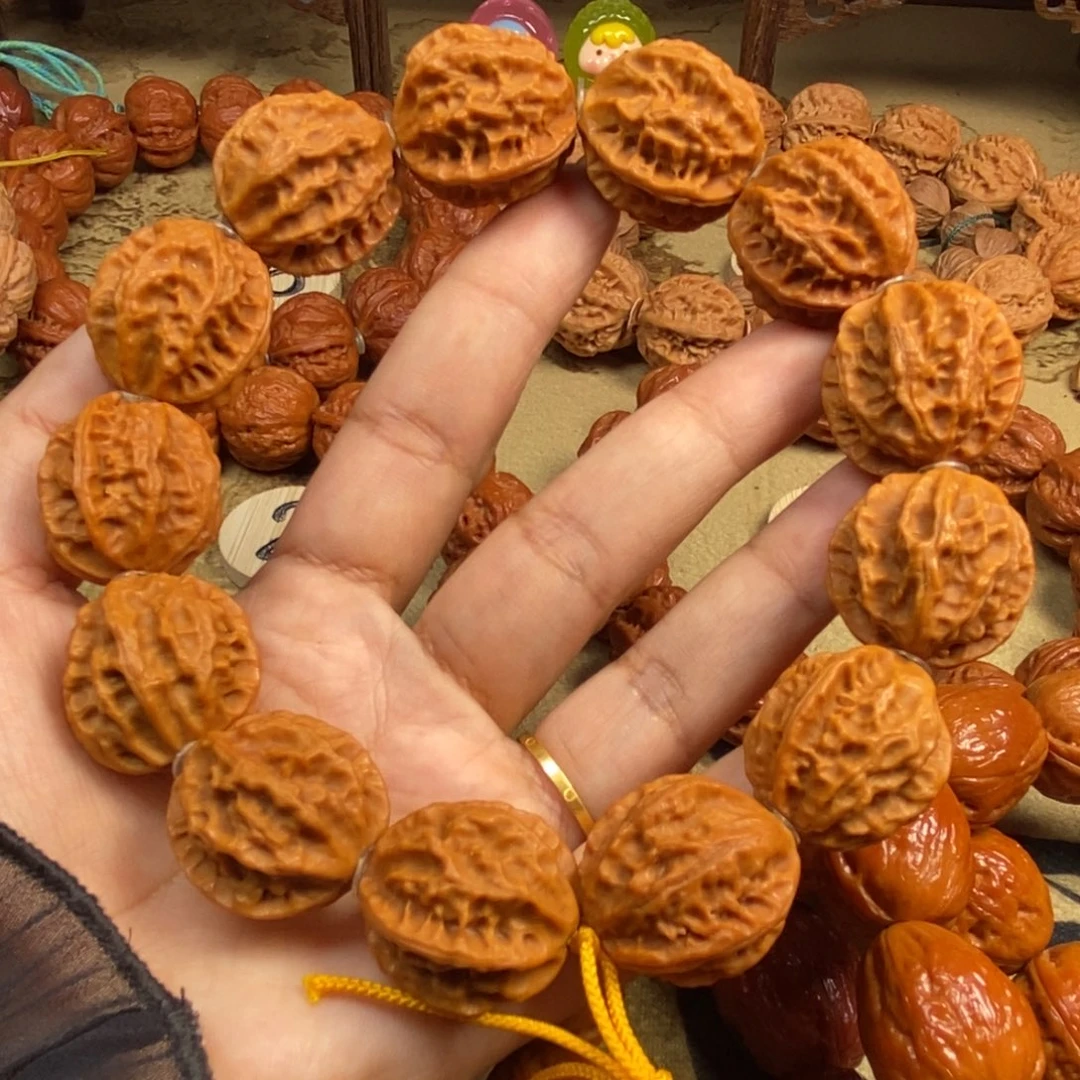 文玩核桃吊坠龙脊八棱文玩核桃