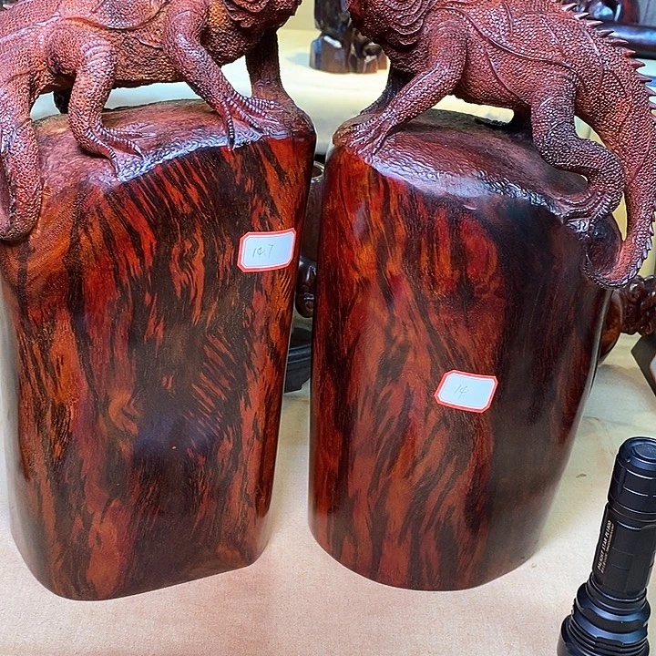 大***哥檀香紫檀（小叶紫檀）