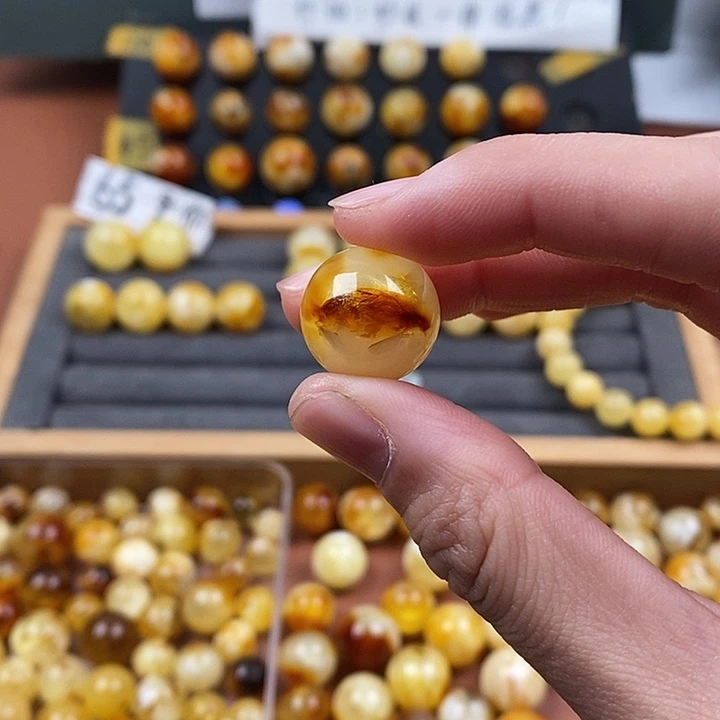 蜜蜡未镶嵌珠宝奇石蜜蜡