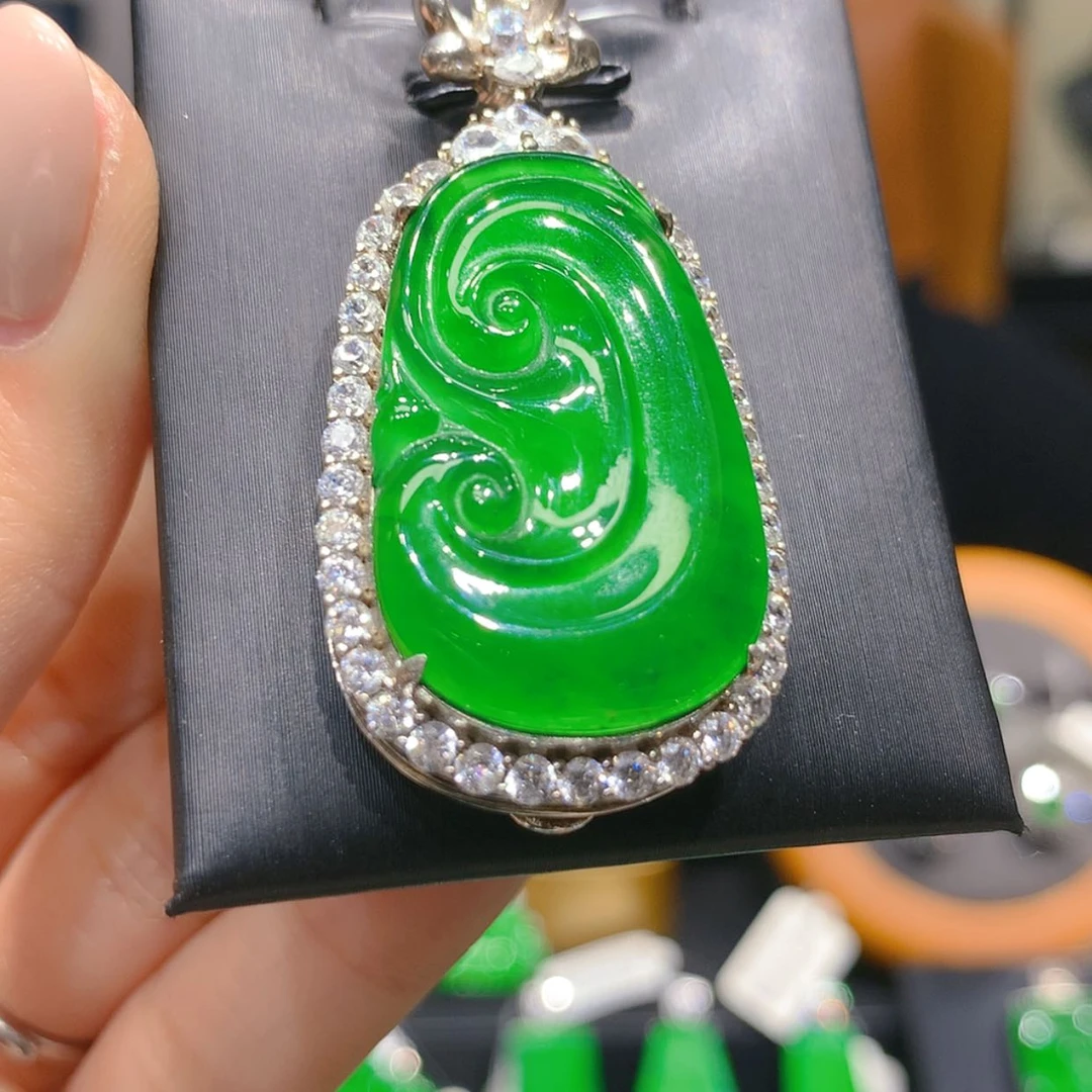 【闪购商品】颈饰银S925镶嵌翡翠41柒姐