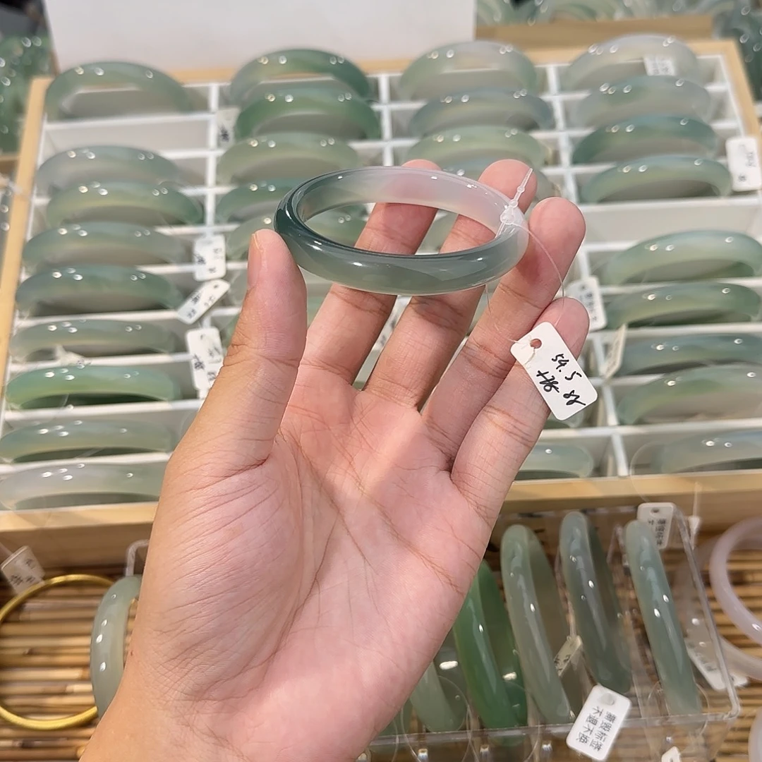 玛瑙/玉髓未镶嵌手镯圈口54.5