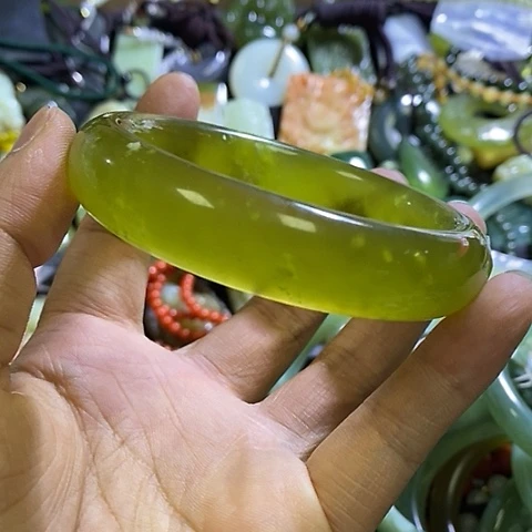 岫玉未镶嵌手镯自己备注口径