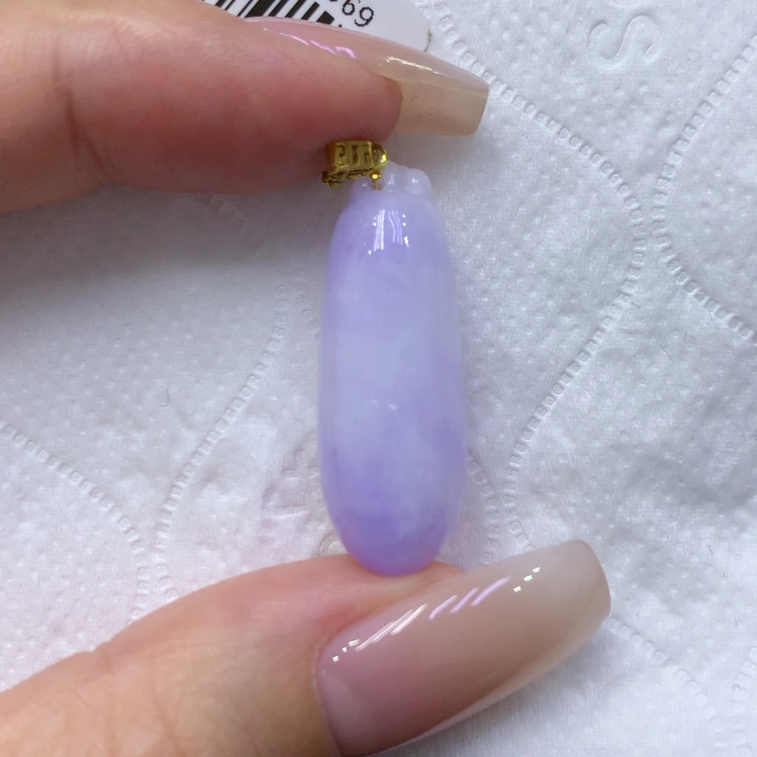 颈饰18K金镶嵌翡翠