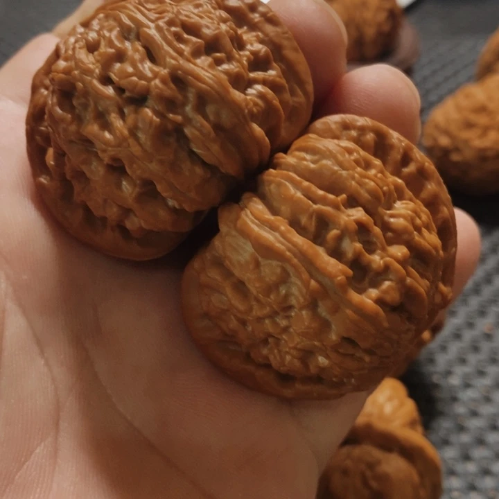 不***往吊坠文玩核桃文玩核桃白狮子