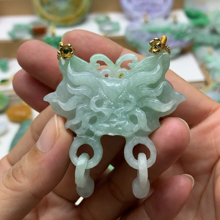 颈饰未镶嵌翡翠翡翠