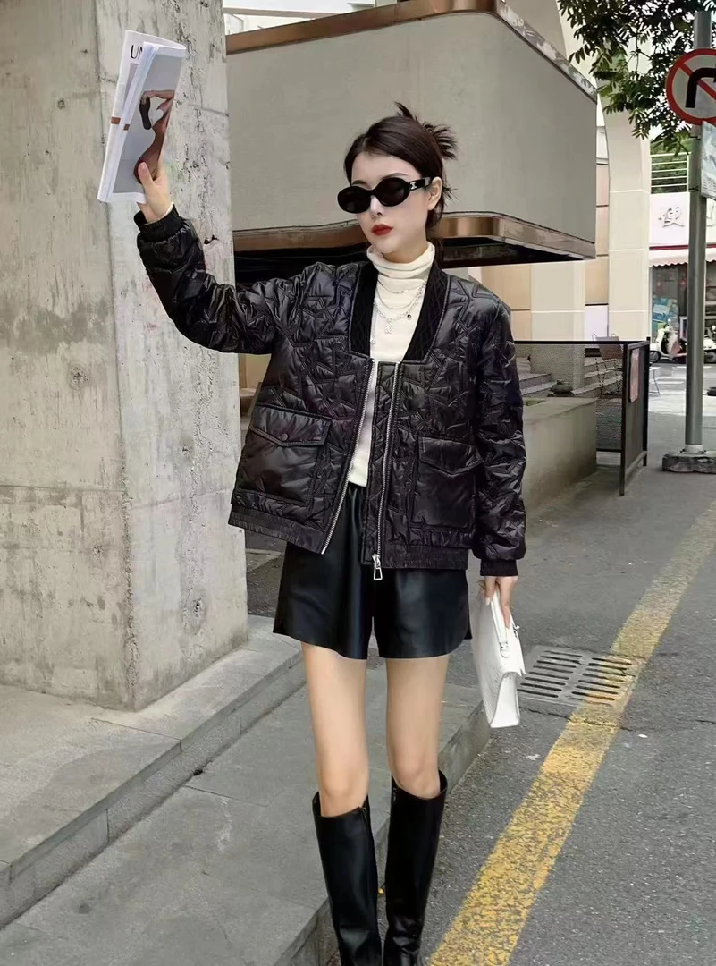 【C020】2025冬季新款韩系针织领压花时尚棉服【90绒】