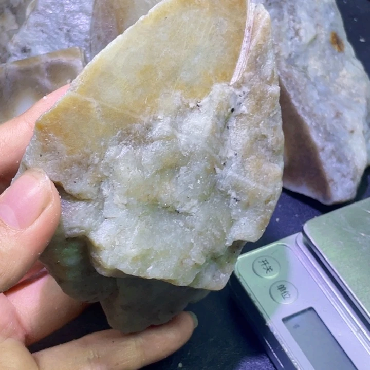 未镶嵌和田玉珠宝半成品