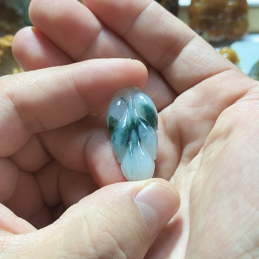 翡翠未镶嵌颈饰翡翠挂件