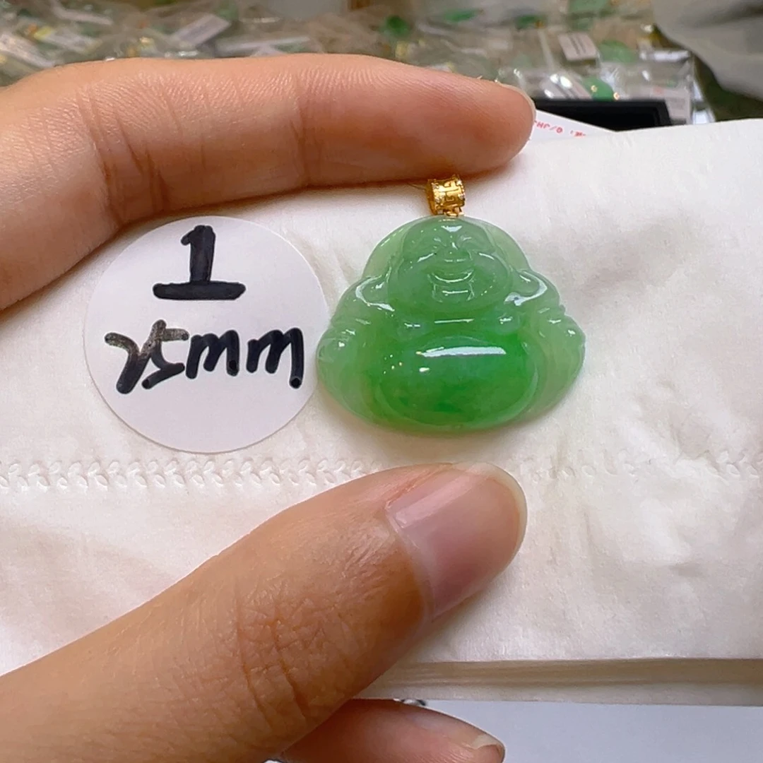 翡翠18K金镶嵌颈饰翡翠