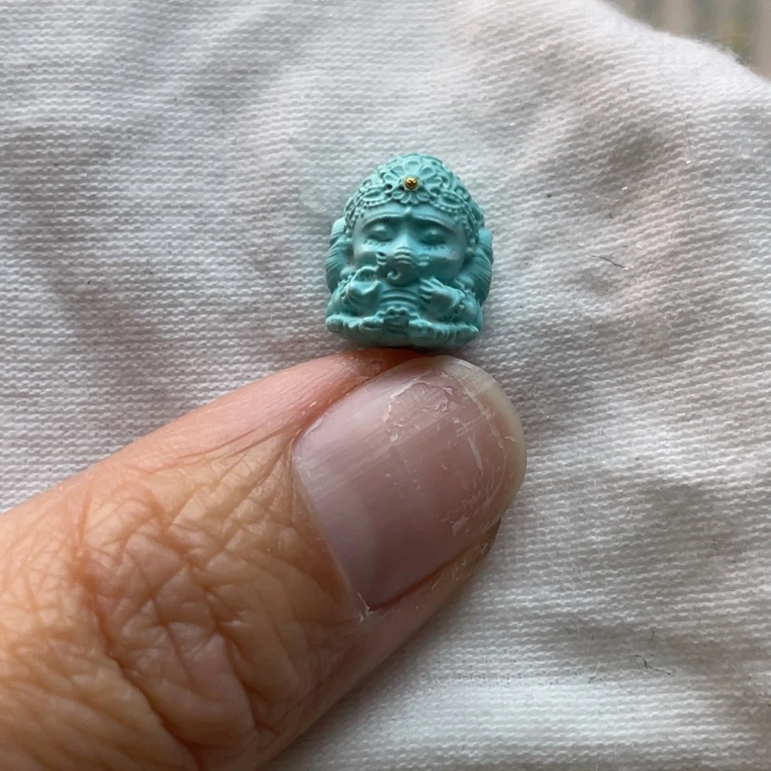 绿松石雕刻件未镶嵌