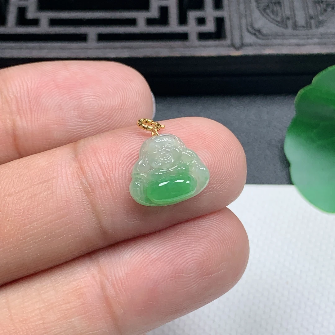 缅甸天然翡翠A货18K金扣精美飘绿佛公小吊坠尺寸11*12.7*3.5mm