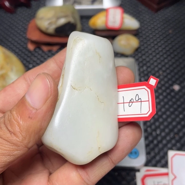 颈饰未镶嵌和田玉健**生109