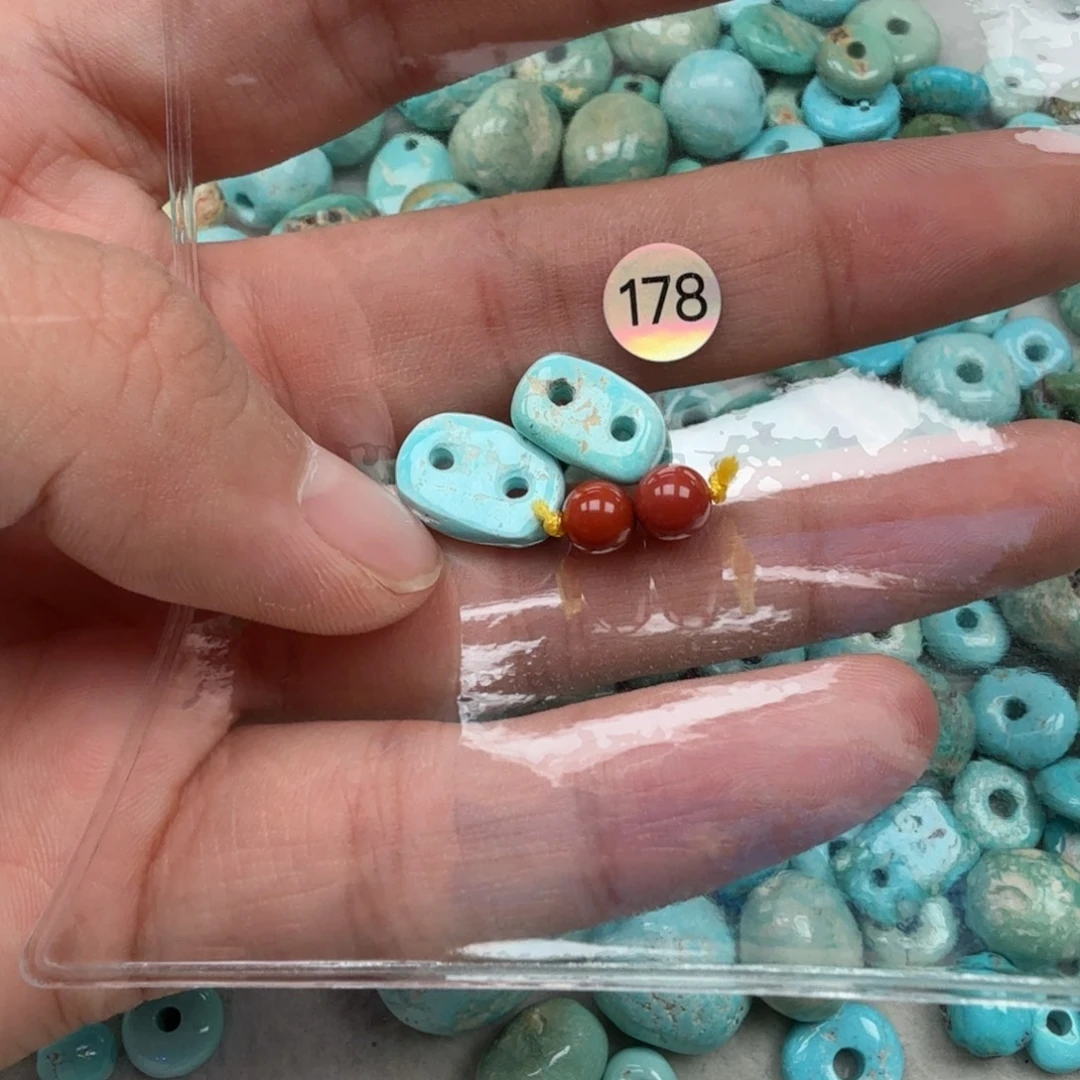 南红玛瑙未镶嵌珠宝奇石