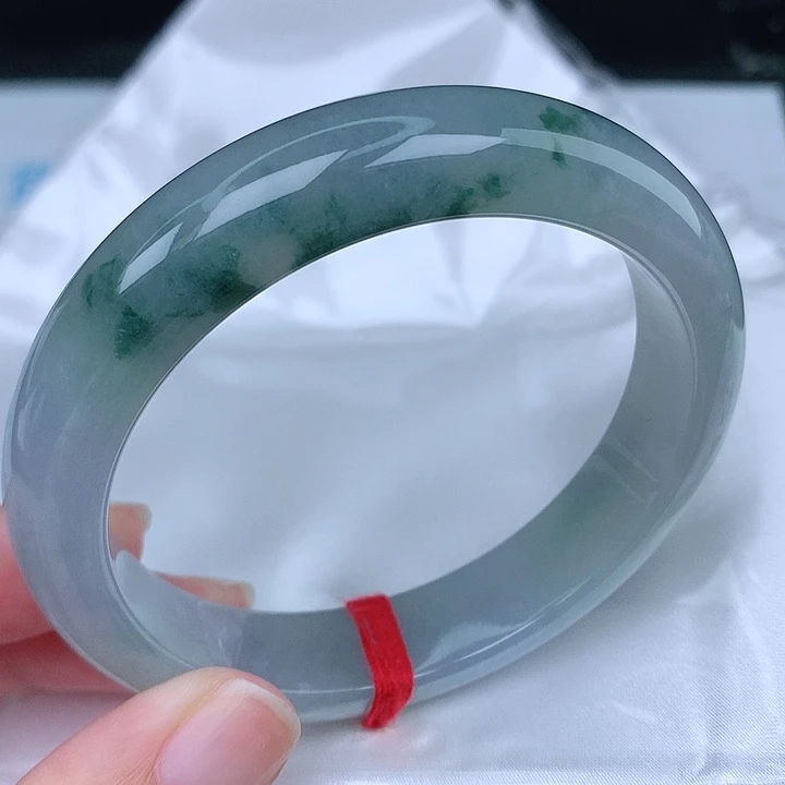 未镶嵌手镯翡翠天然