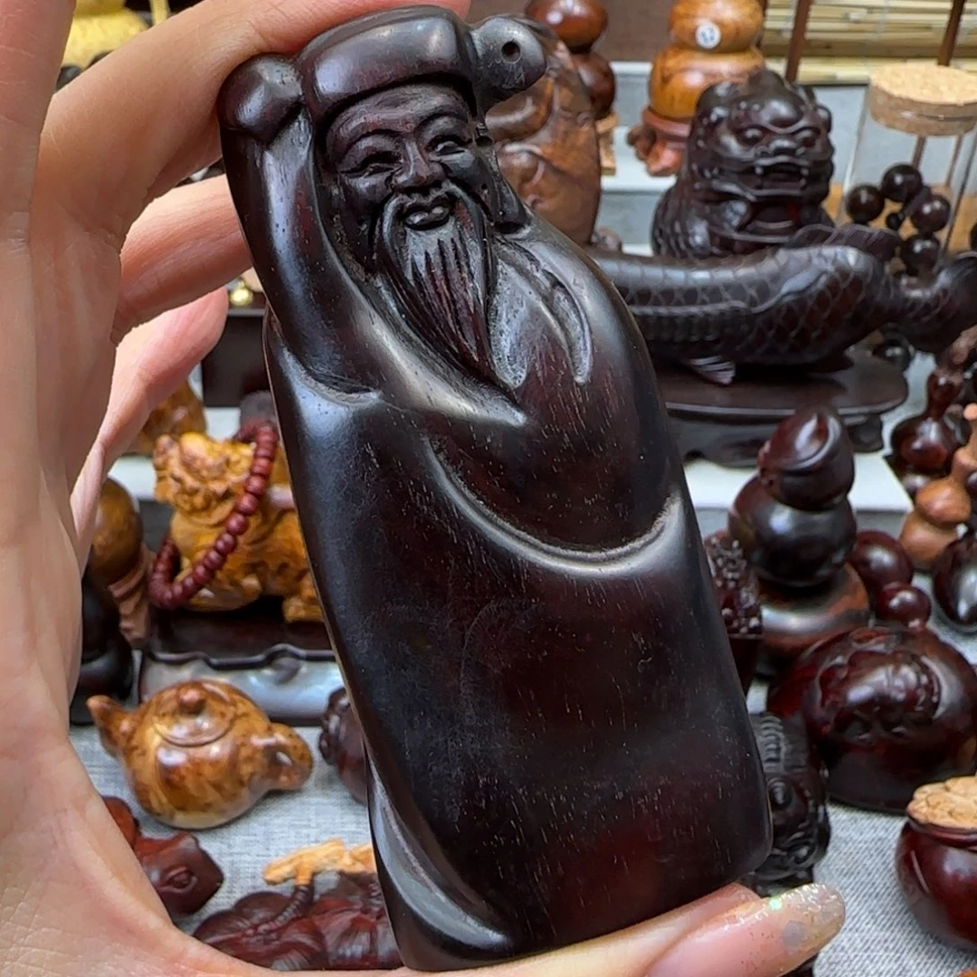 木小叶紫檀雕刻财神把件