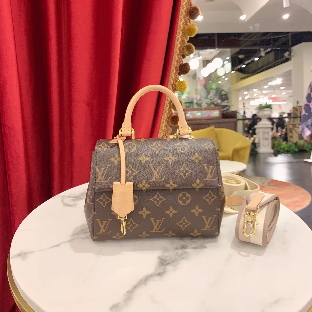 95新 LouisVuitton/路易威登 GGScluny mini单肩包芯片款97816098