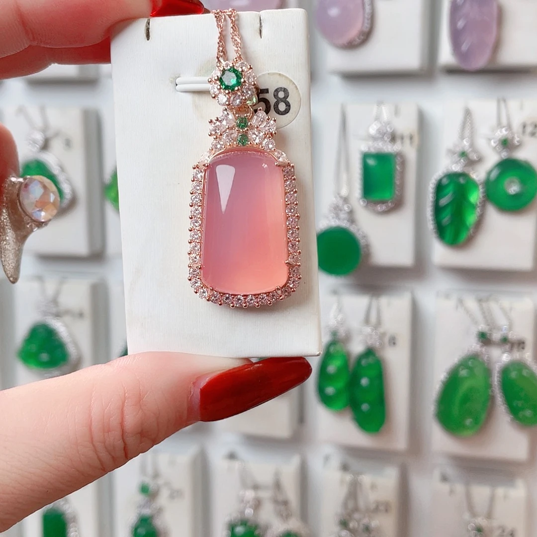 玛瑙/玉髓吊坠(赠链)未镶嵌