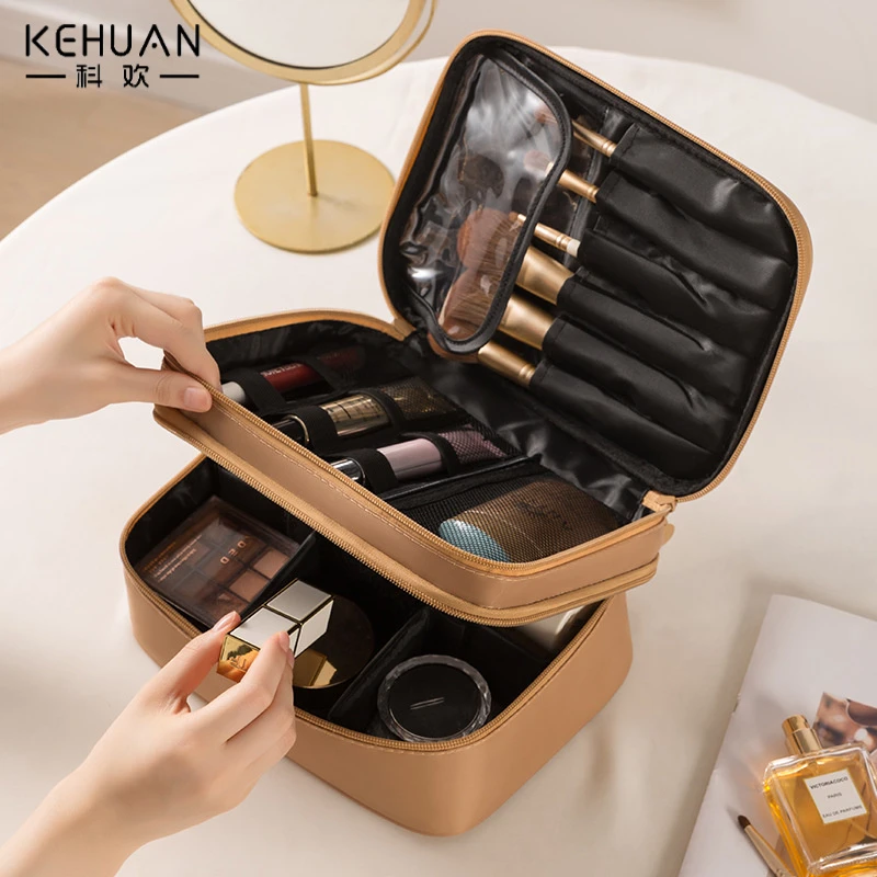 2025新款卡通立体化妆包旅行手提大容量洗漱包便携化妆品收纳包女