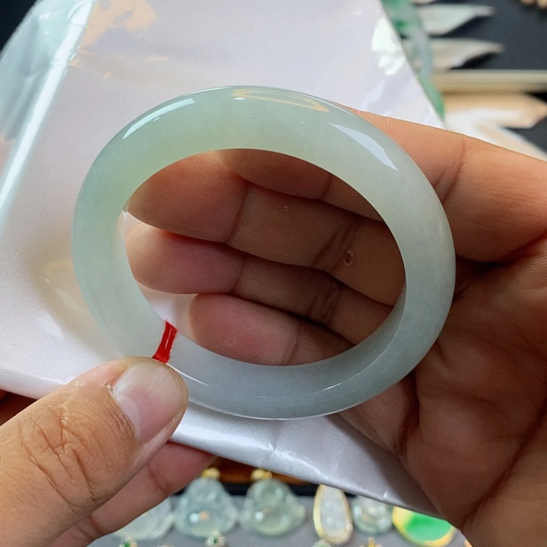 【闪购商品】未镶嵌手镯翡翠
