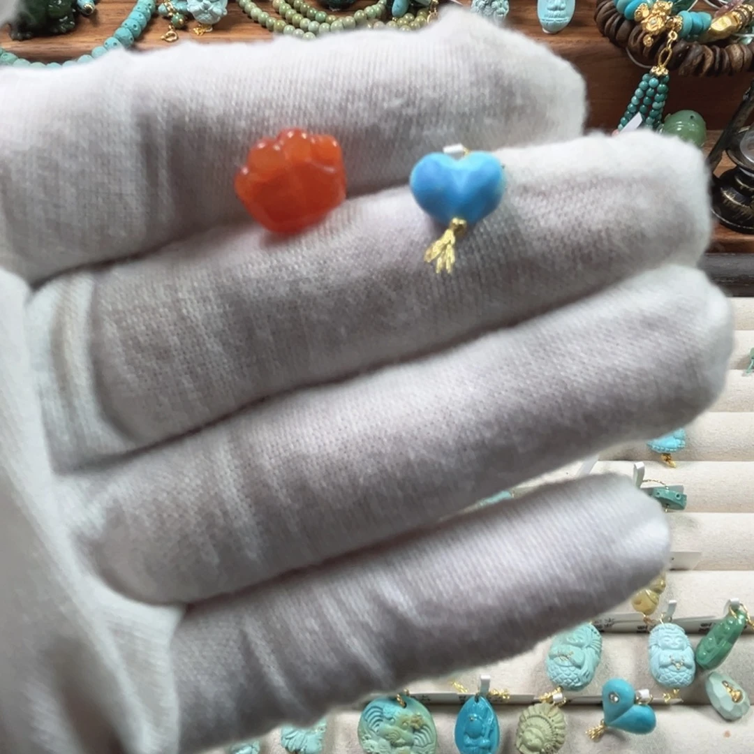 南红玛瑙未镶嵌颈饰屁桃猫爪