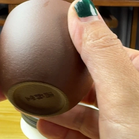 紫砂茶壶密密麻麻