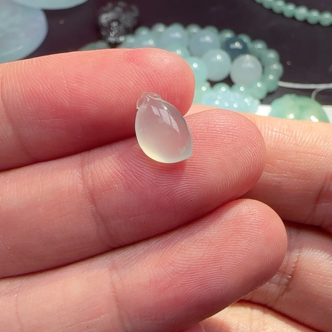 定制翡翠未镶嵌天然翡翠