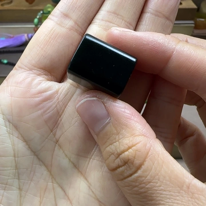 蛇纹石玉未镶嵌颈饰用****3