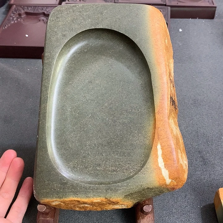 广东肇庆原石端砚