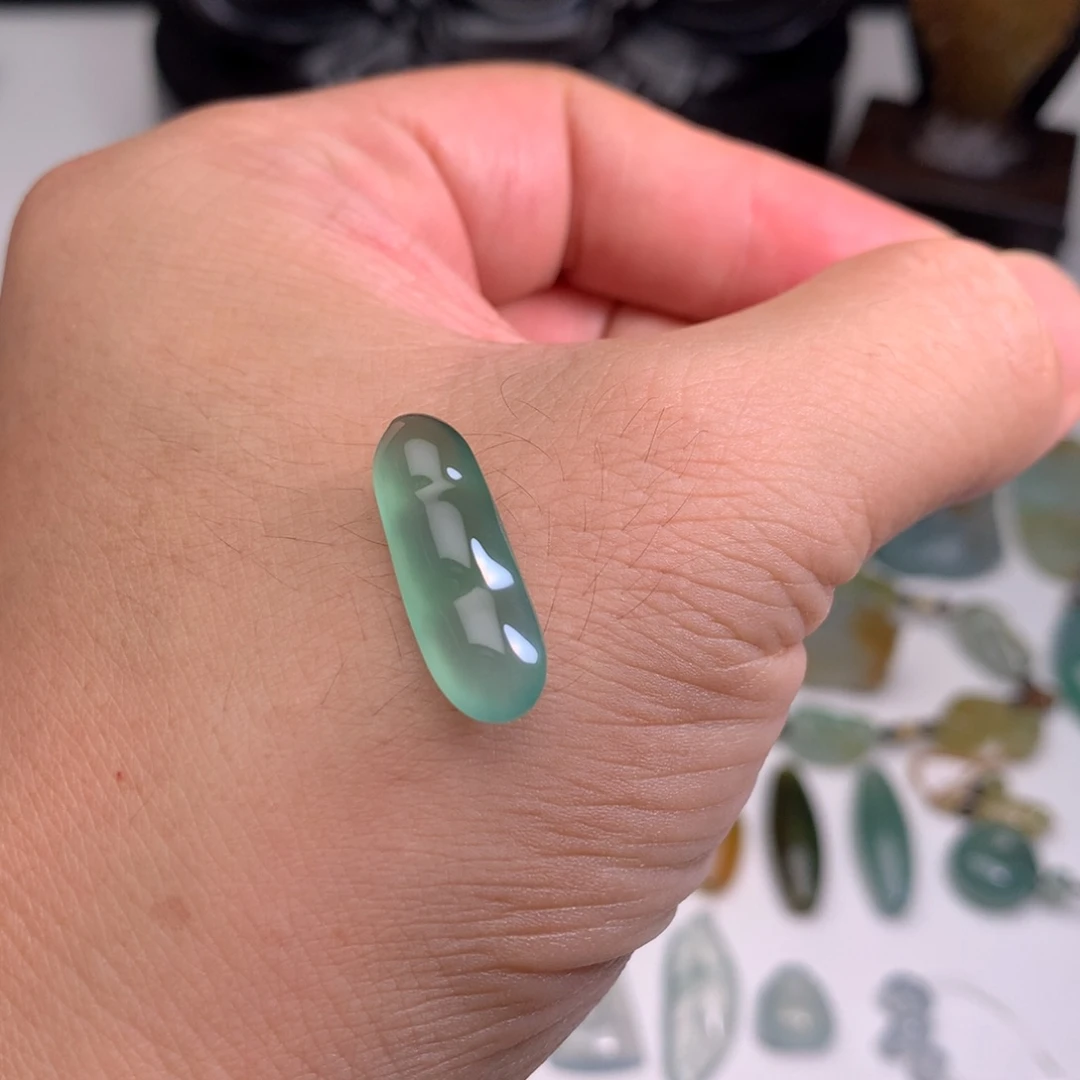 定制翡翠未镶嵌豆子