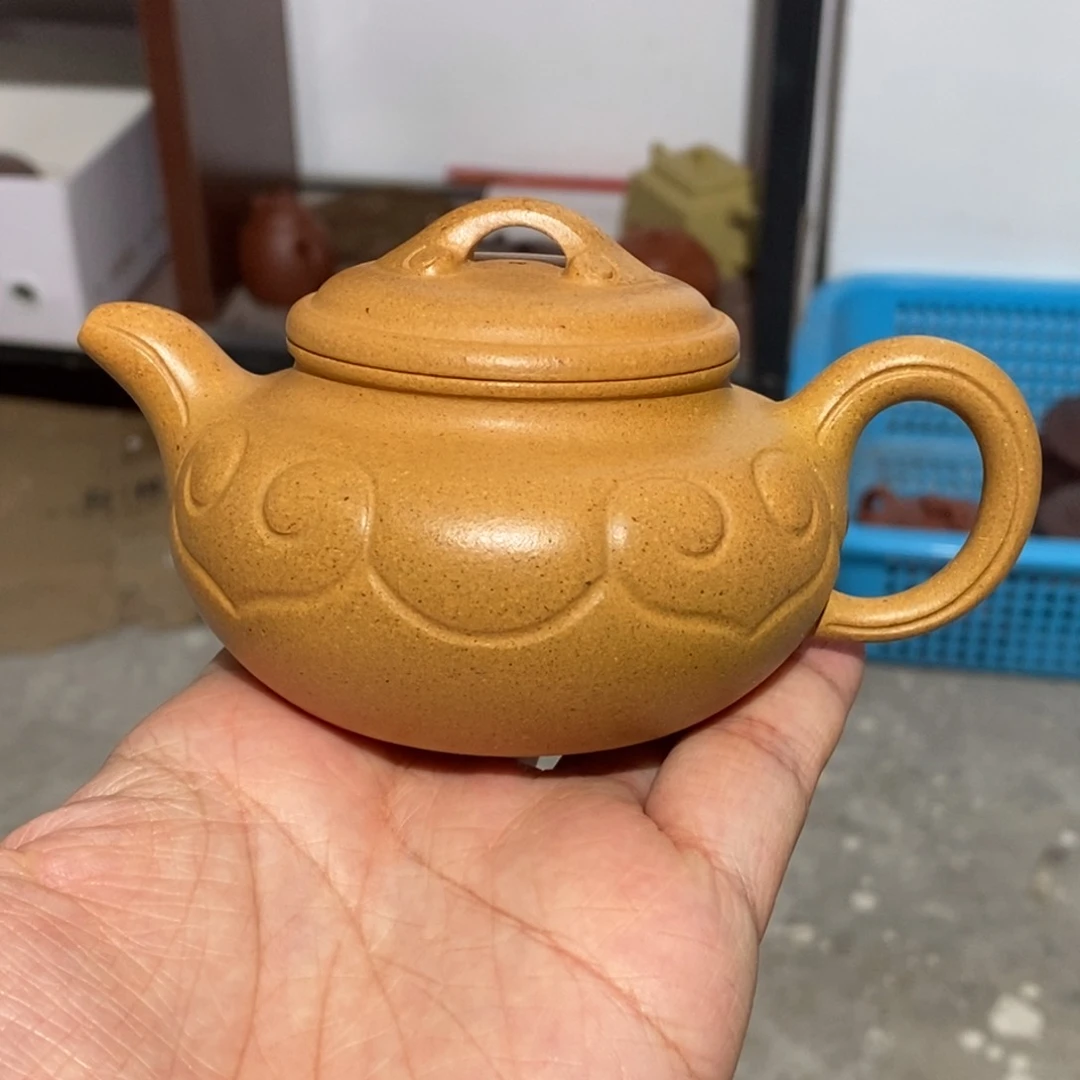 紫砂公道杯紫砂壶。紫砂壶。