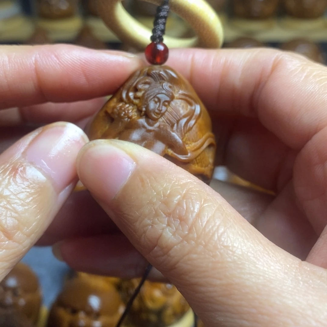 【闪购商品】香榧木橄榄核雕工艺