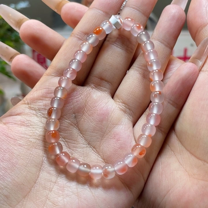 南红玛瑙原矿南红杨柳干掌冰飘老型卡6.3手串未镶嵌